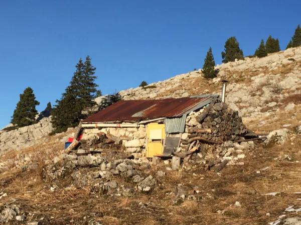 Cabane du Serre du Play