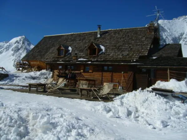 Refuge de la Dent Parrachée