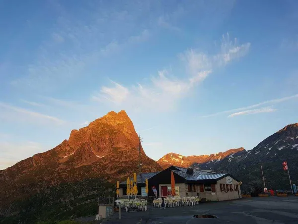 Cabane du Vieux Emosson