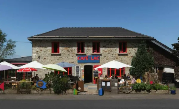 Gite du Lac Servieres