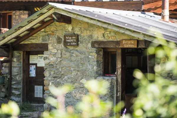 Refuge des Tinderets 2