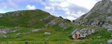 Cabane des Aiguillettes 1