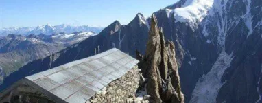 Refuge Quintino Sella Mont Blanc 4