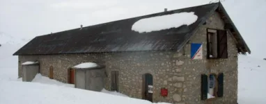 Refuge du camp des Rochilles