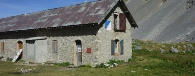 Refuge du camp des Rochilles 1
