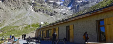 Refuge Temple Ecrins