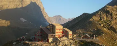 Refuge Quintino Sella Viso