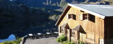 Refuge du lac d Allos