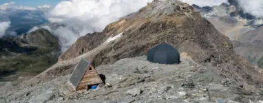 Refuge des Pantalons Blancs 1