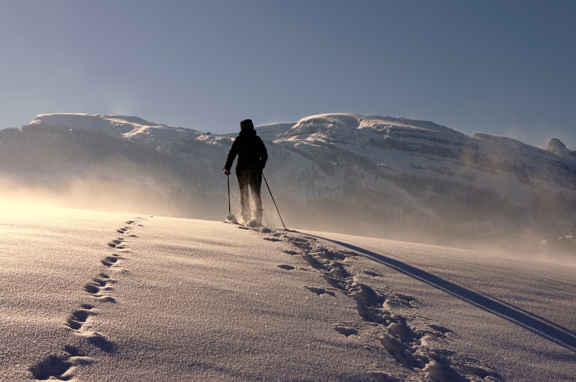 Une randonnée en raquettes à neige, ça vous tente ? Mes conseils pour en profiter !