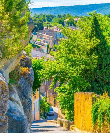 Massif du Luberon Ménerbes