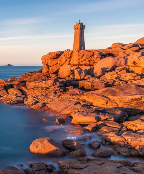 Côte de Granit Rose 2