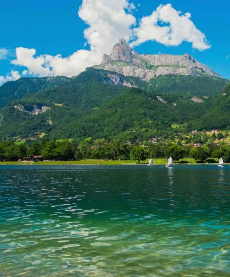 Lac de montagne Haute Savoie 5