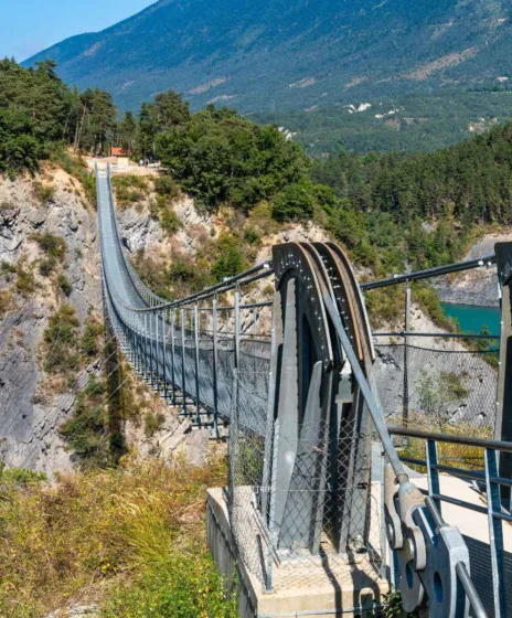 Passerelle du Lac de Monteynard Avignonet