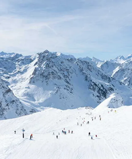 Station de ski de Barèges dans les Pyrénées 4