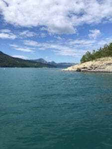 Lac serre poncon2 e1593730831759 225x300 min