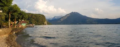 Spot-de-kayak-paddle-sur-le-lac-d-Annecy-Plage-de-Menthon-St-Bernard-3.jpeg