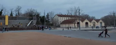 Parc-Blandan Lyon.jpeg