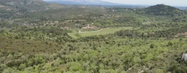 Randonnée Puits-de-L-Aroumi-Parc-departemental-Pichauris-1.jpeg