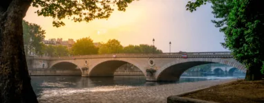 Courir sur les Quais de Seine à Paris