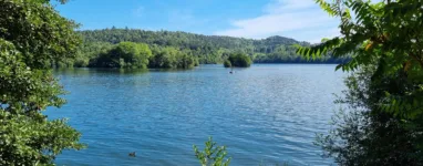 Lac d Aydat paddle Auvergne 2