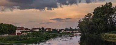 PXL 20220615 1914150302