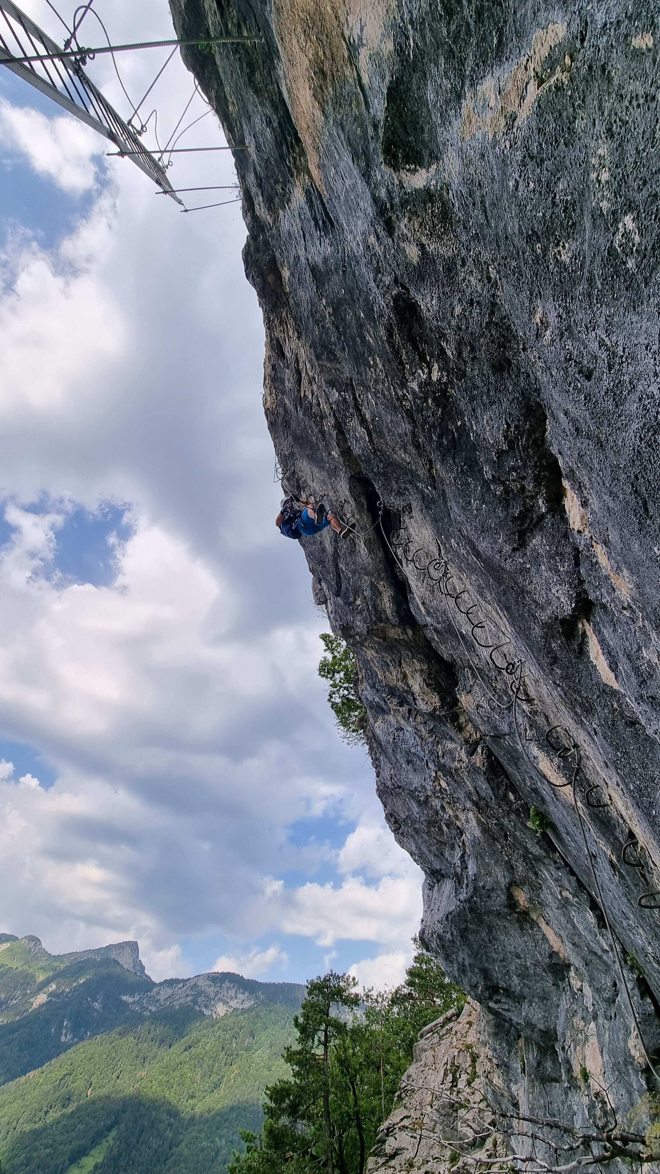 via ferrata thones la roche à Agathe